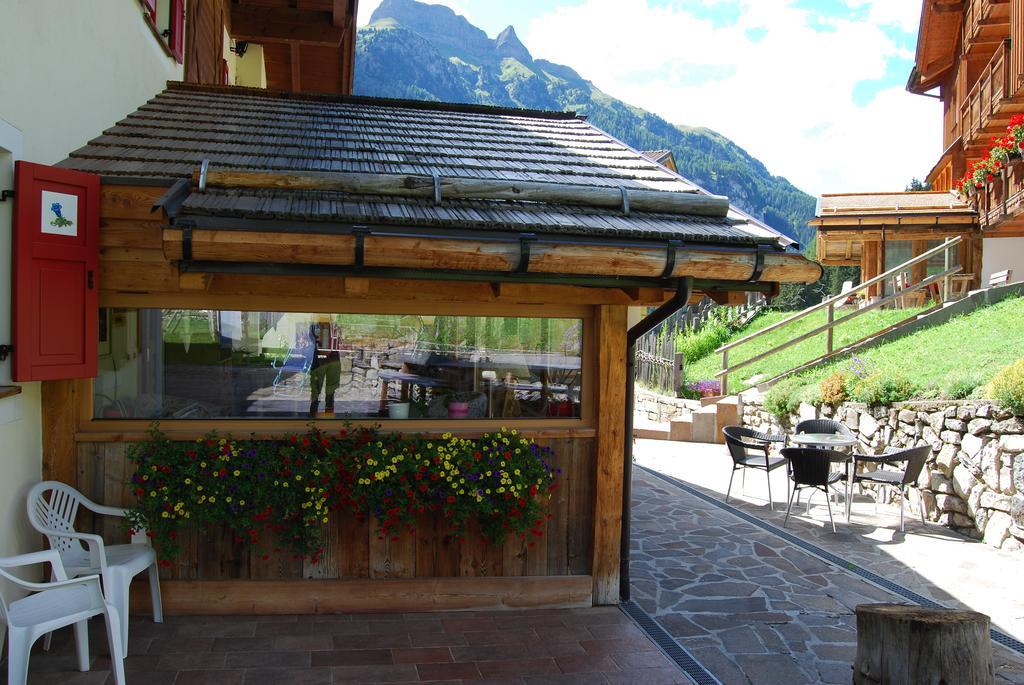 Appartamenti Chalet Orchidea Canazei Exterior foto