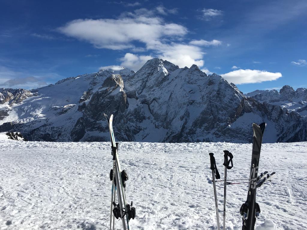 Appartamenti Chalet Orchidea Canazei Exterior foto